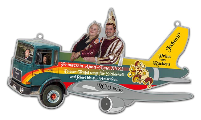 Bild von Jochen XXXII von Rückers & Anna-Lena XXXI dieser Teufel sorgt für Sicherheit und feiert bis zu Heiserkeit